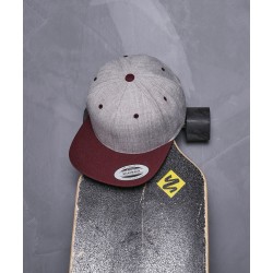 The classic snapback 2-tone (6089MT) The classic snapback 2-tone (6089MT)