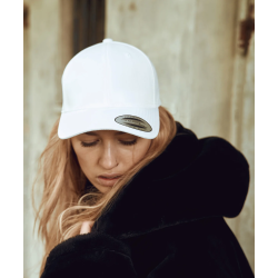 Curved Classic Snapback Cap (7706) Curved Classic Snapback Cap (7706)