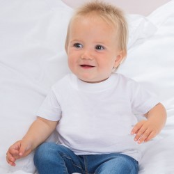 Sustainable & Organic Babywear Organic t-shirt Kids  Ecological Larkwood brand wear