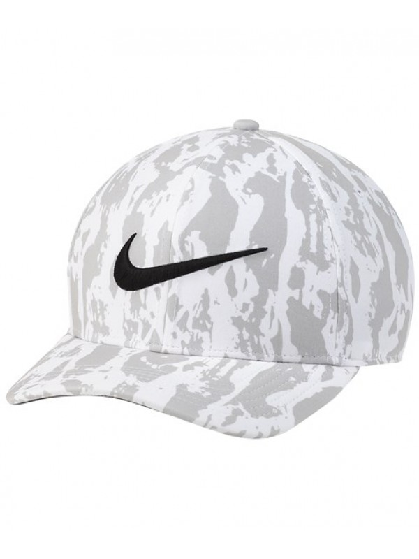 Plain sale nike hat