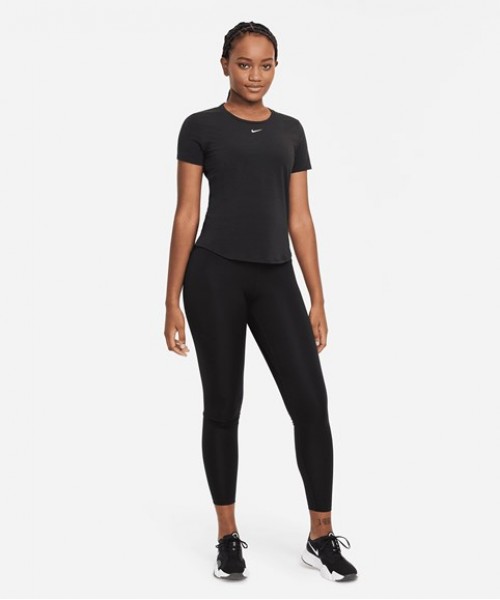 Plain Sports Top Women’s Nike One Luxe Dri-FIT short sleeve standard fit top Nike